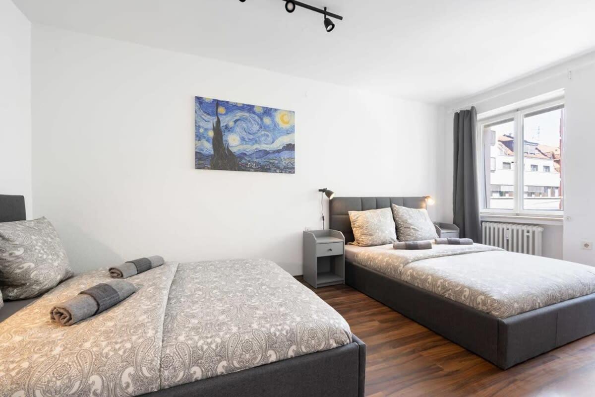 Living In Munich City Center Екстериор снимка